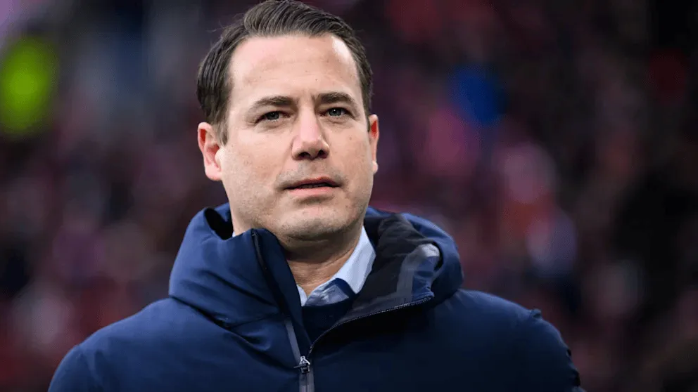 开云下载-廷贝尔被马赛截胡+左后卫克鲁塞罗又不卖，多特面临重大打击